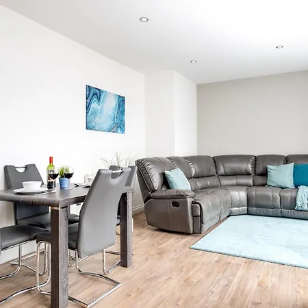 Apartment Pluxa Blue Sapphire Luxury Free Parking Free Wifi - Walk Everywhere, Travel, Biz, Leisure Birmingham